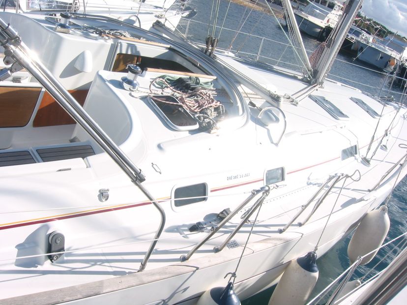 Beneteau OCEANIS 411 HYPO