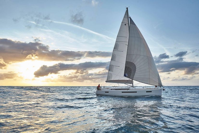 Jeanneau 49 Alboran Vino Blanco