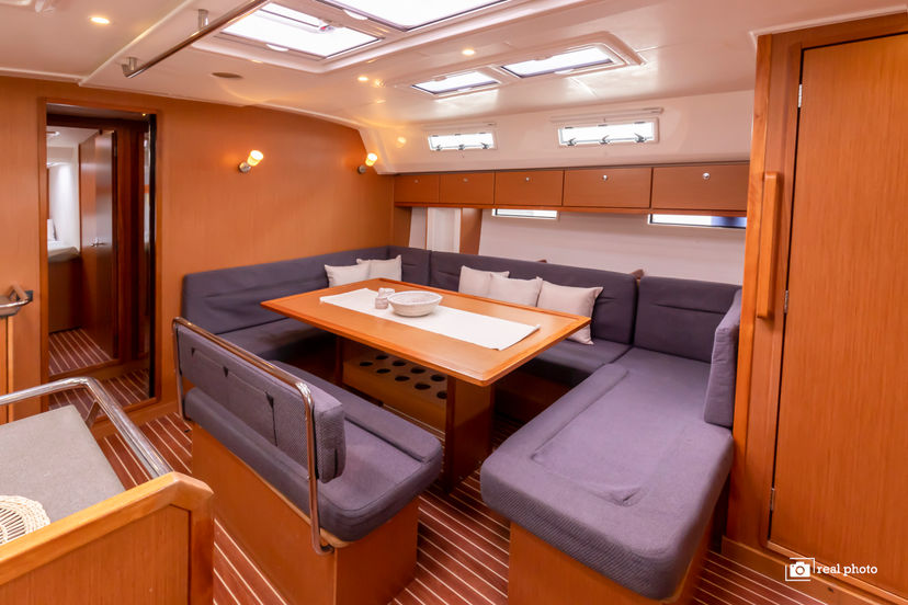 Bavaria Yachtbau 50 Aladar - Solar Panel