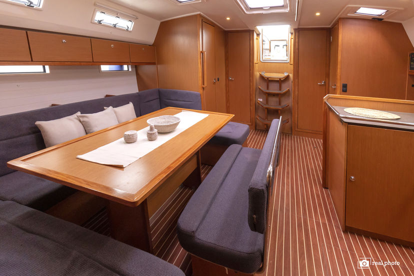 Bavaria Yachtbau 50 Aladar - Solar Panel