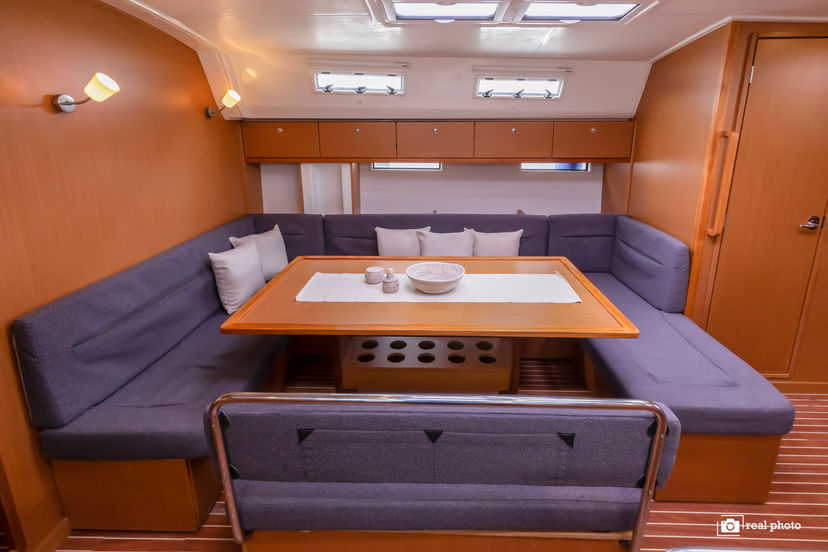 Bavaria Yachtbau 50 Aladar - Solar Panel