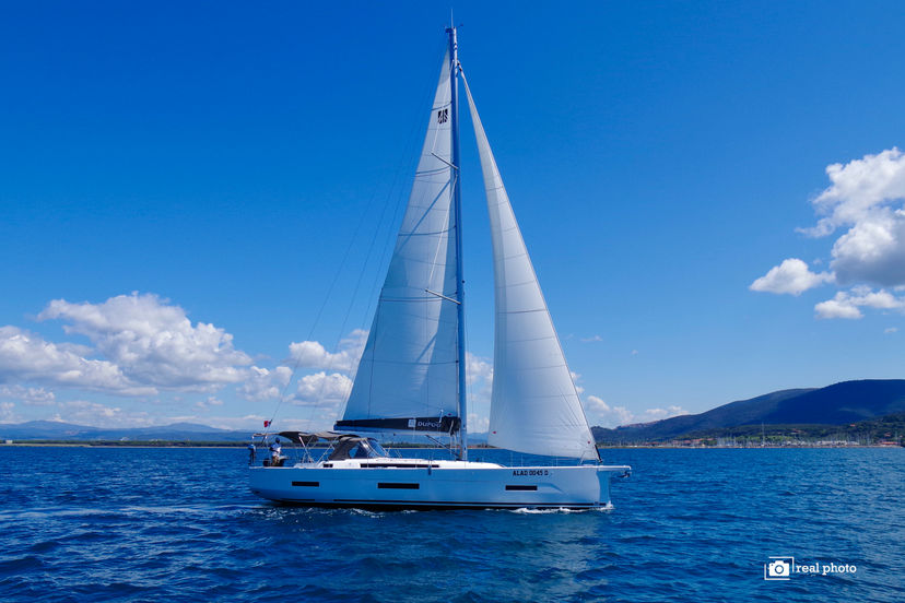 Dufour Yachts 53 Agnese - Water maker, Solar Panel 