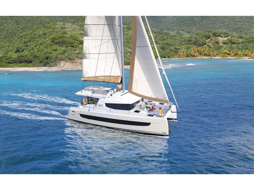 Bali Catamarans 4.4 SKYFALL