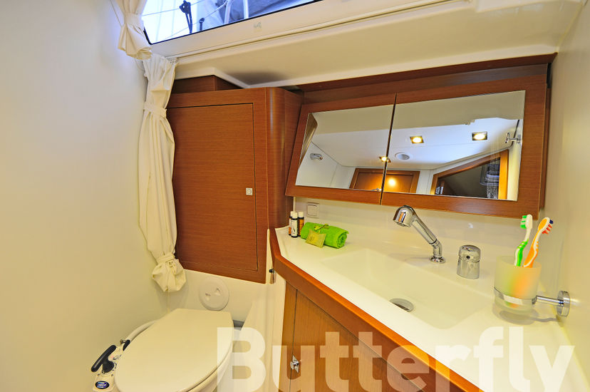 Beneteau 45 Butterfly