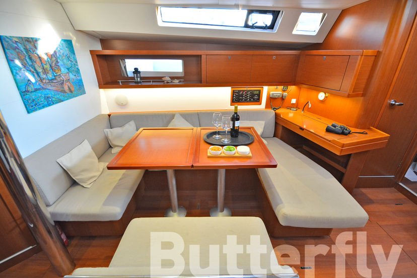 Beneteau 45 Butterfly