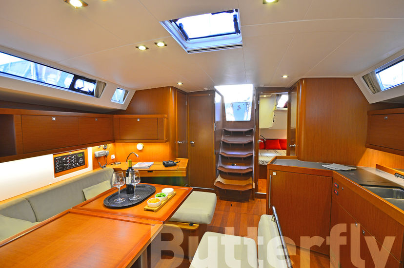 Beneteau 45 Butterfly