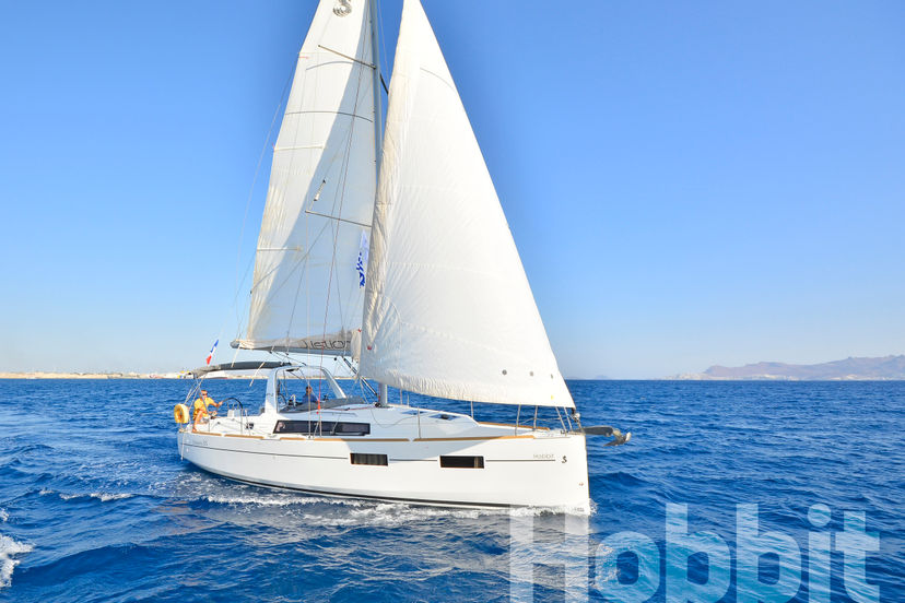 Beneteau OCEANIS 35 Hobbit