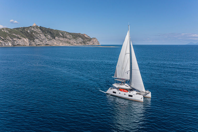 Catamarans Nautitech 46 Harmony Planet