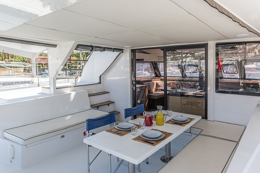 Catamarans Nautitech 46 Harmony Planet