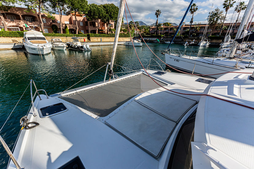 Fountaine Pajot 40 Relax Planet