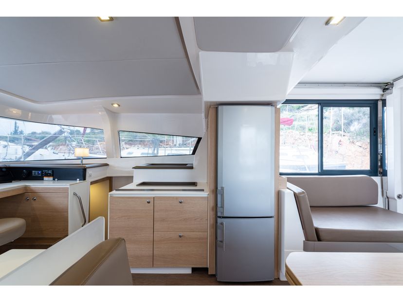 Bali Catamarans 4.1 Ramon