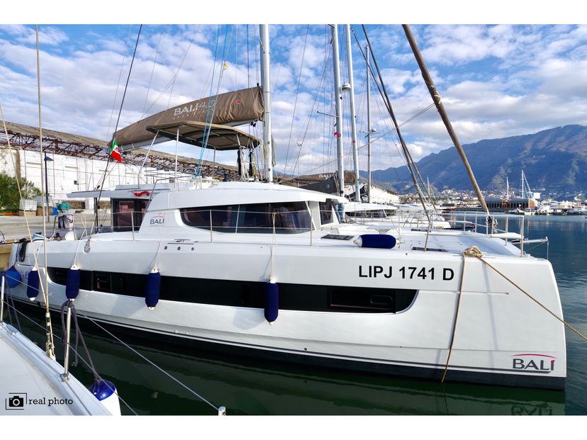 Bali Catamarans 4.6 Monia - A/C, Generator, Water maker