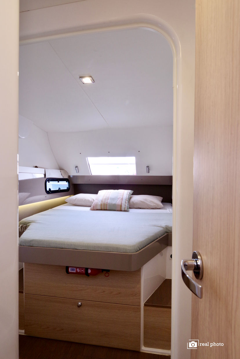 Bali Catamarans 4.1 Dafne -  Water maker, Solar Panel