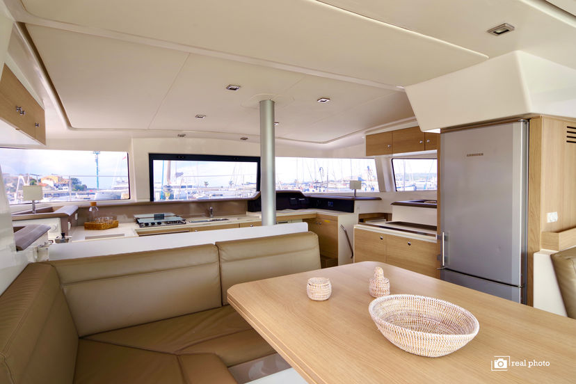 Bali Catamarans 4.1 Dafne -  Water maker, Solar Panel