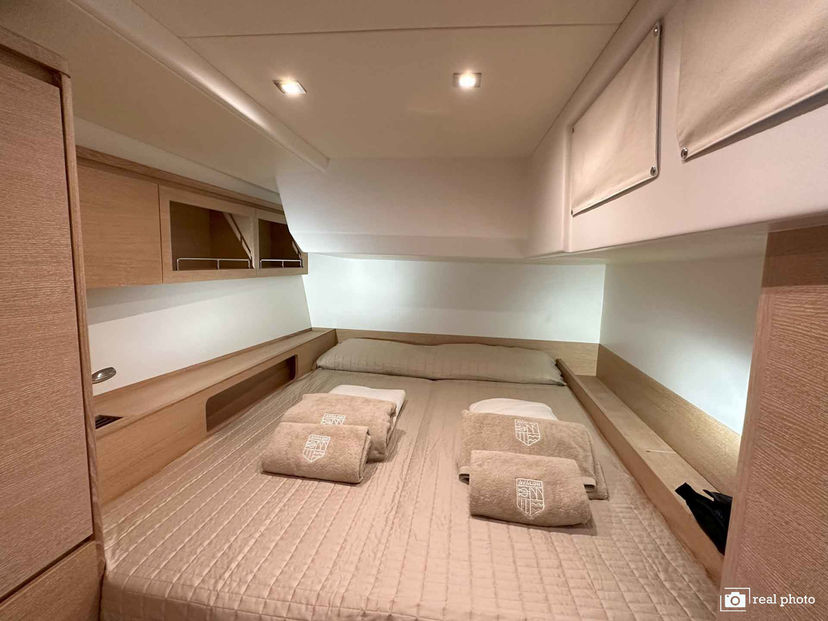 Solaris Yachts 55 Avalon - Luxury - A/C, Watermaker