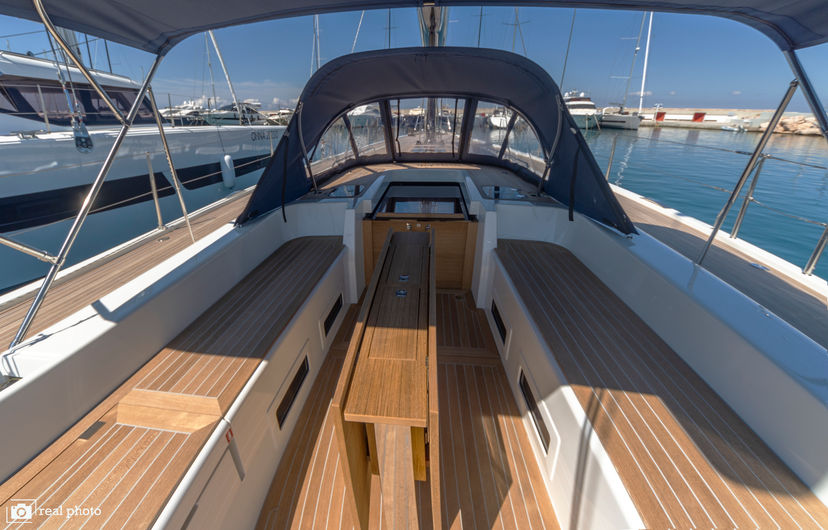 Solaris Yachts 55 Avalon - Luxury - A/C, Watermaker