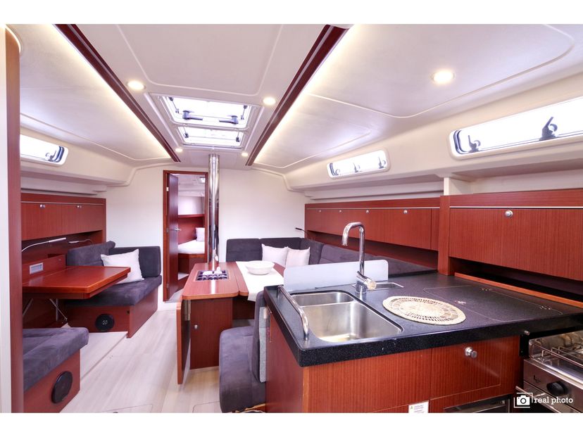 Hanse Yachts 41 Talia -  Solar Panel