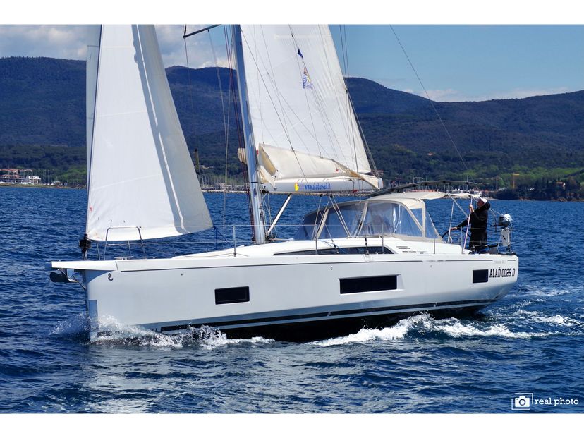 Beneteau OCEANIS 46.1 Emma - Water maker, Solar Panel