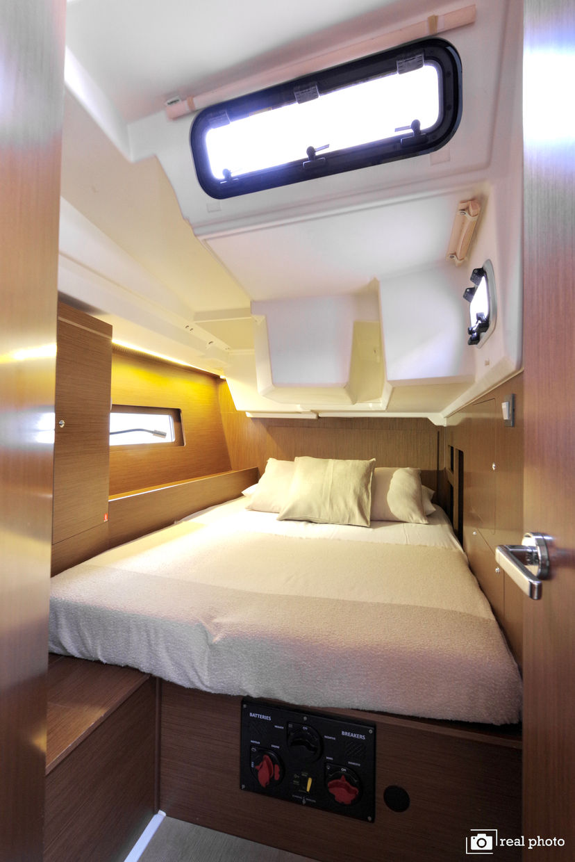 Beneteau OCEANIS 46.1 Emma - Water maker, Solar Panel