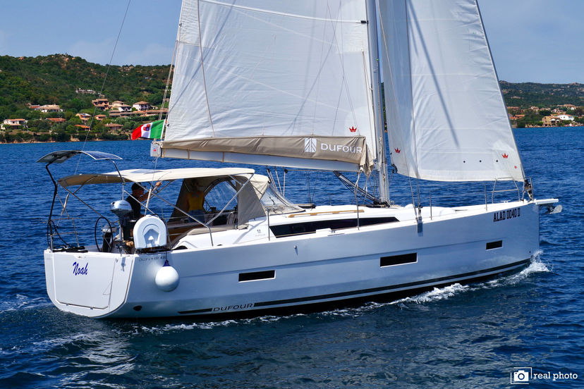 Dufour Yachts 43 Noah- Water maker, Solar Panel