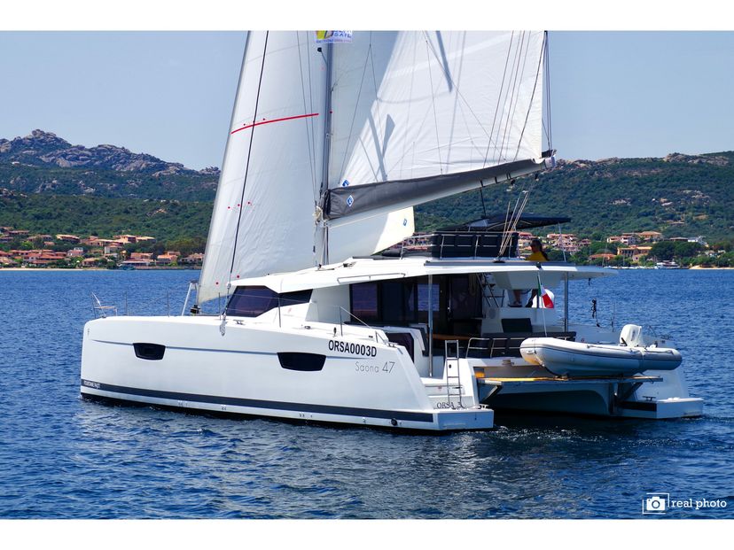 Fountaine Pajot 47 ORSA 3- A/C, Generator, Water maker
