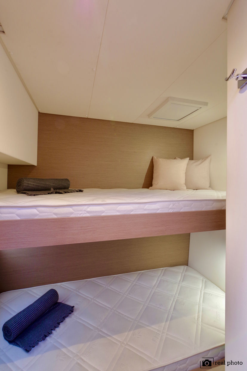 Fountaine Pajot 47 ORSA 3- A/C, Generator, Water maker