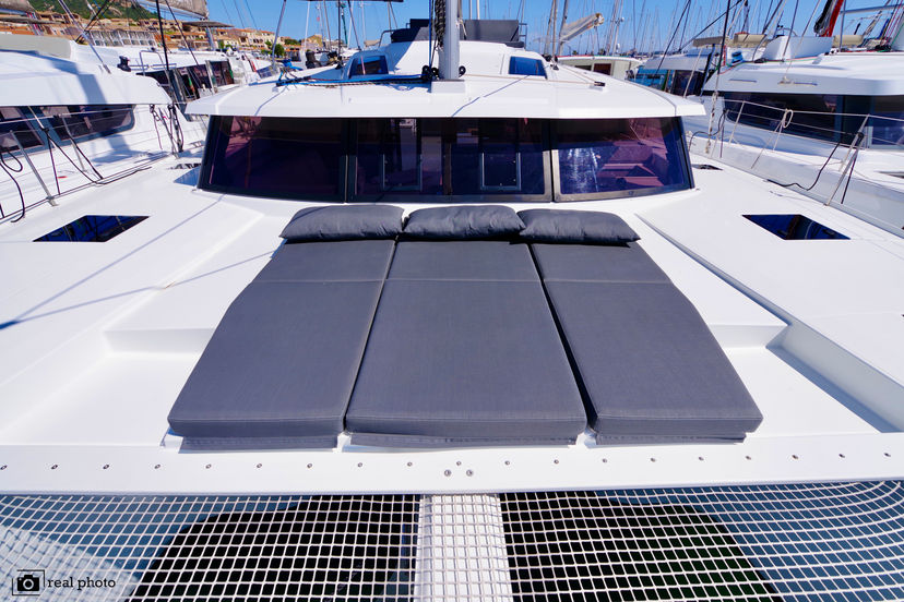 Fountaine Pajot 47 ORSA 3- A/C, Generator, Water maker