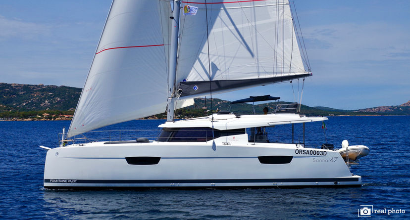Fountaine Pajot 47 ORSA 3- A/C, Generator, Water maker