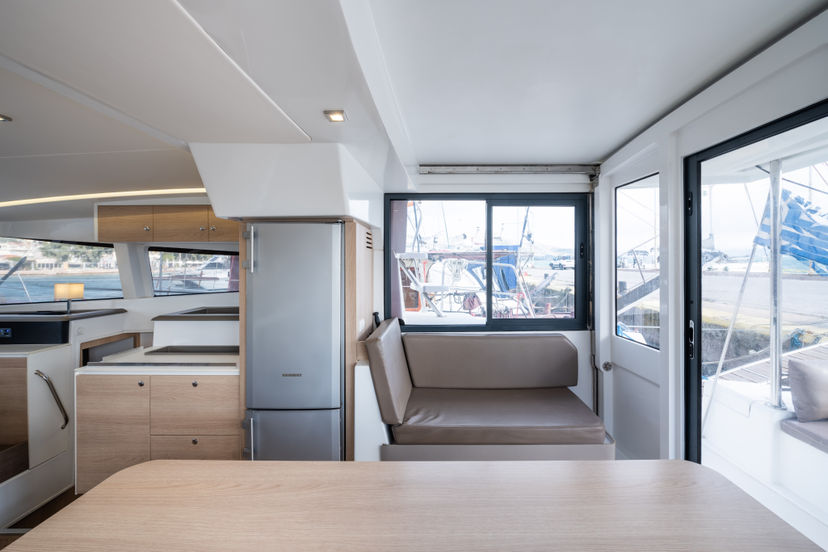 Bali Catamarans 4.1 Theros