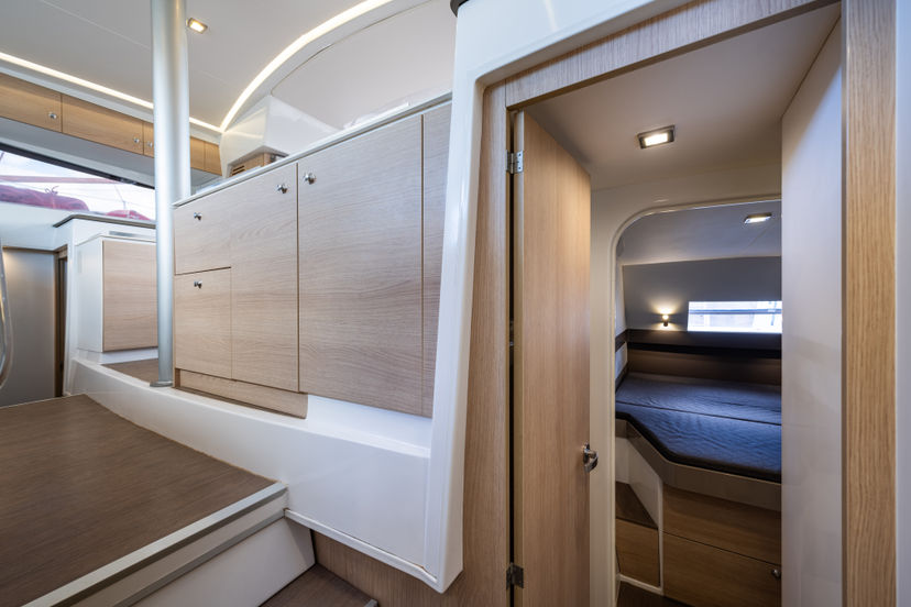 Bali Catamarans 4.1 Theros
