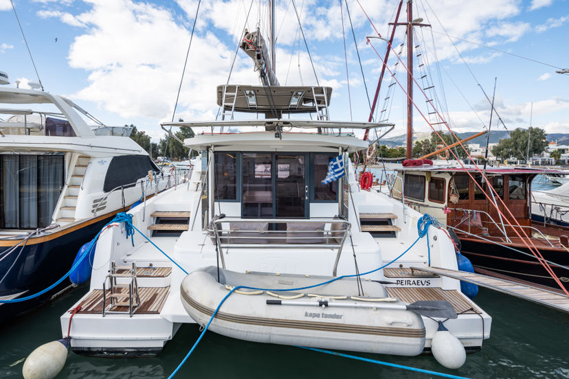 Bali Catamarans 4.1 Theros