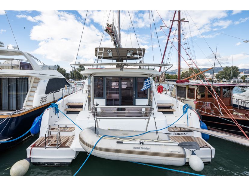 Bali Catamarans 4.1 Theros