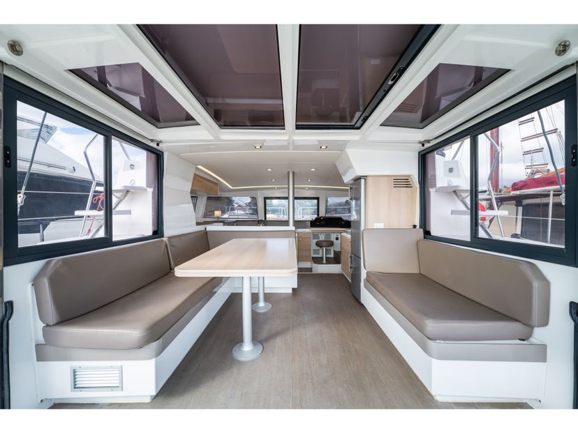 Bali Catamarans 4.1 Theros