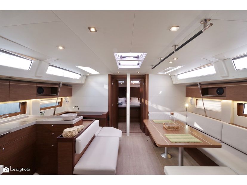 Beneteau OCEANIS 51.1 Lara  - Water maker, Solar Panel