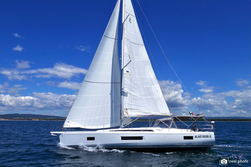 Beneteau OCEANIS 51.1 Lara  - Water maker, Solar Panel