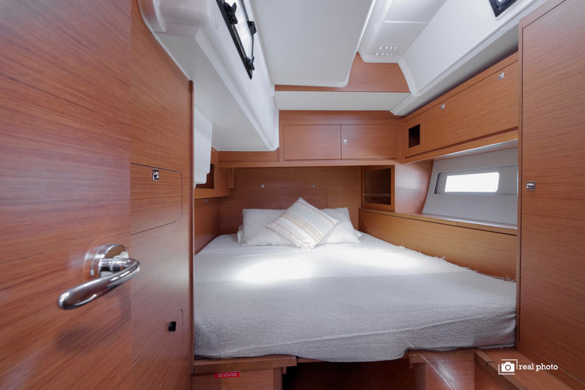 Dufour Yachts 53 Medea - Water maker, Solar Panel