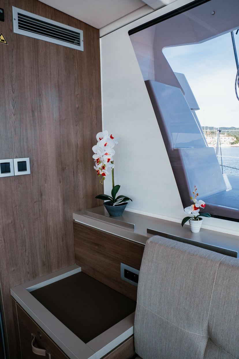 Bali Catamarans 5.4 Alfa.bm2