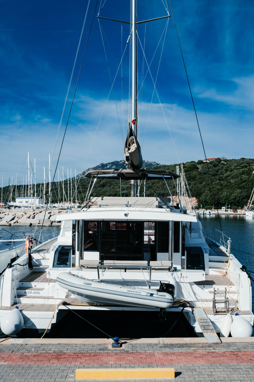 Bali Catamarans 5.4 Alfa.bm2