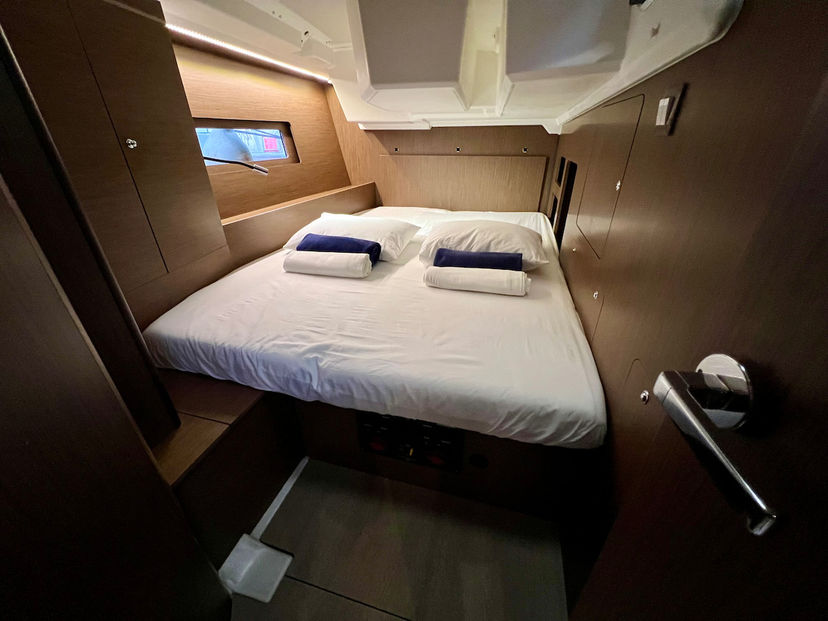 Beneteau OCEANIS 46.1 Dream Team