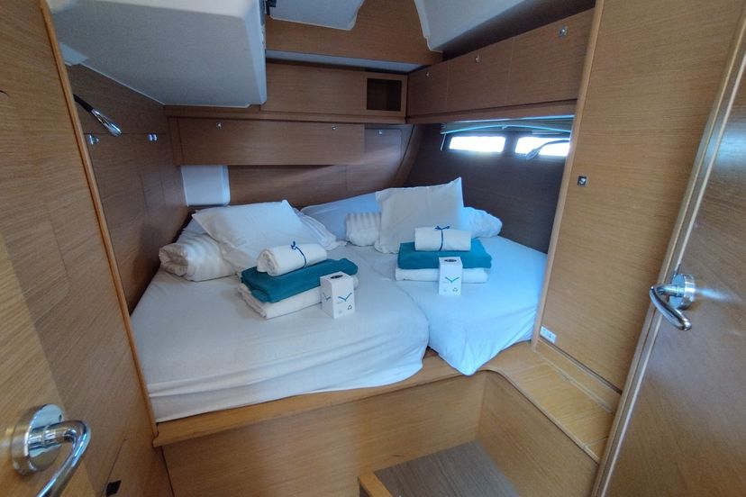 Dufour Yachts EX Friska