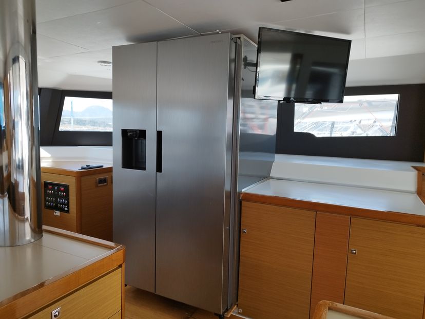 Dufour Yachts AMARA Argo