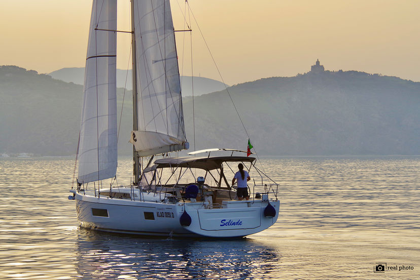 Beneteau OCEANIS 51.1 Selinde - Water maker, Solar Panel