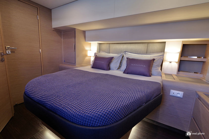 Fountaine Pajot SAMANA 59 Maurice - Luxury Catamaran, A/C, Generator, Water maker