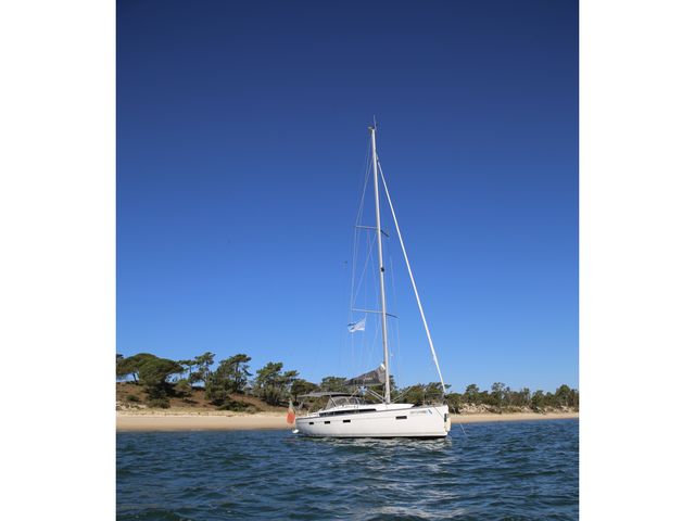 Bavaria Yachtbau 41 CRUISER OFFSPRING