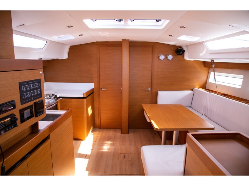 Jeanneau 49 THALEIA
