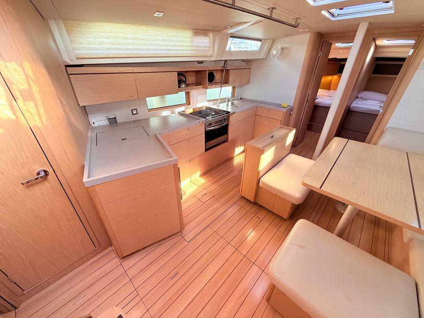 Beneteau OCEANIS 46.1 Sara