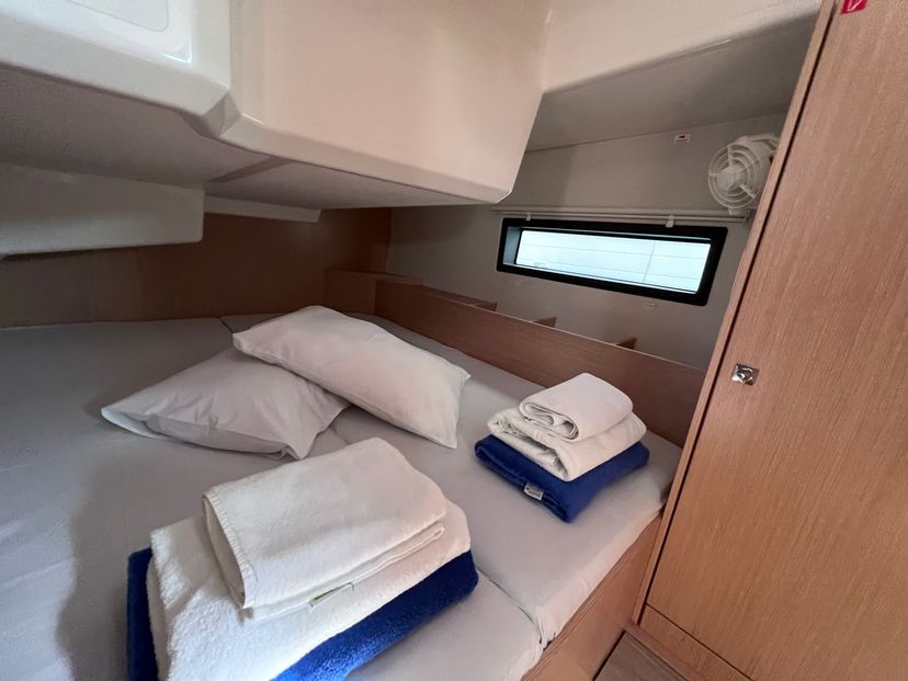 Bavaria Yachtbau C42 Kaze Maru