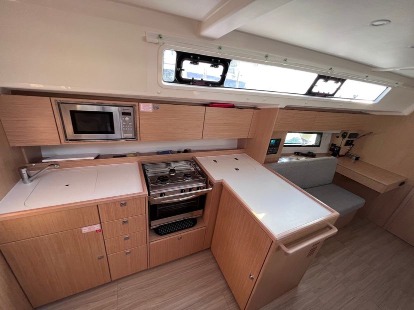 Bavaria Yachtbau C42 Koukan Maru