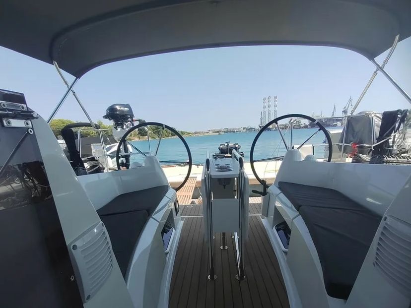 Jeanneau 49 Fig