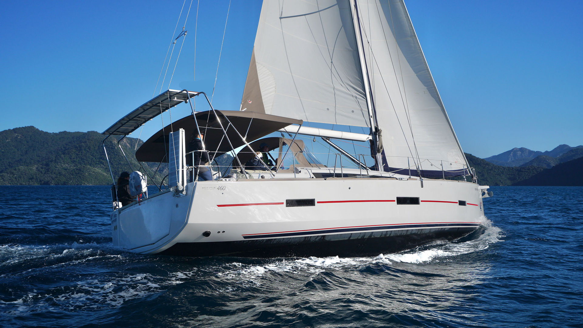 9857771712802660_D460_sailing.jpg